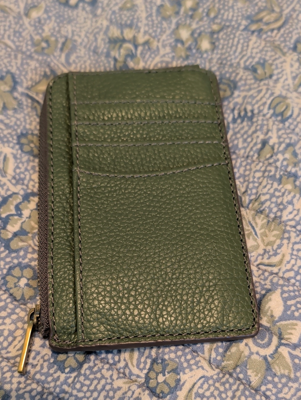 Fossil Green Pebbled Leather Zip Card Case